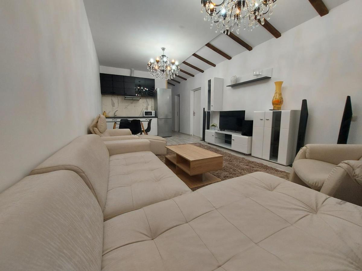 Jolie Art Apartment เบรยลา ภายนอก รูปภาพ