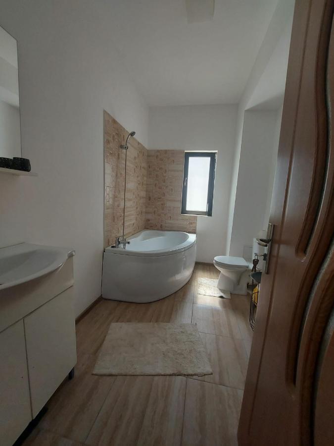 Jolie Art Apartment เบรยลา ภายนอก รูปภาพ