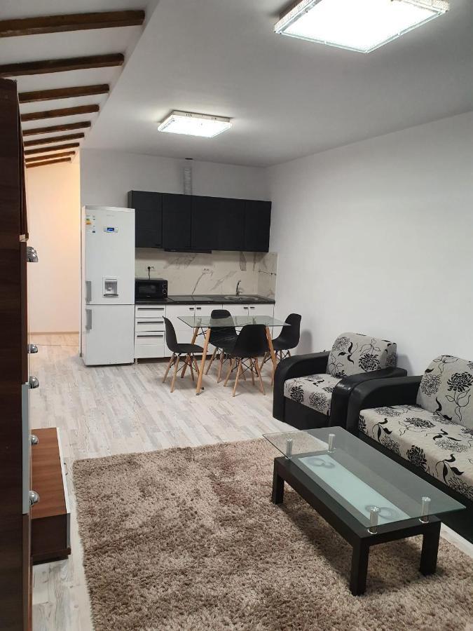 Jolie Art Apartment เบรยลา ภายนอก รูปภาพ